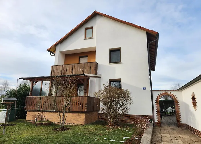 דירה Zuhause Bei Uns In Der Zweiten Etage *