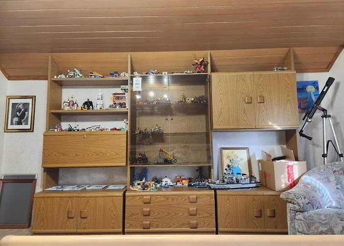 Zuhause Bei Uns In Der Zweiten Etage *
